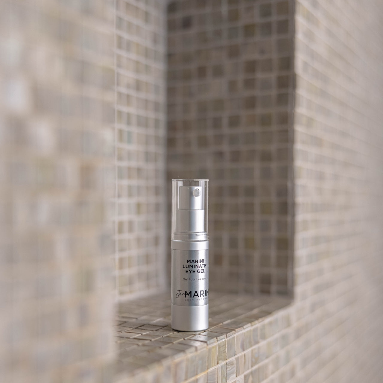 ルミネートアイジェル